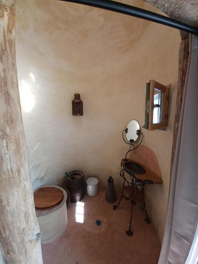 Sarl Verrerie Royale Val-Couesnon エクステリア 写真