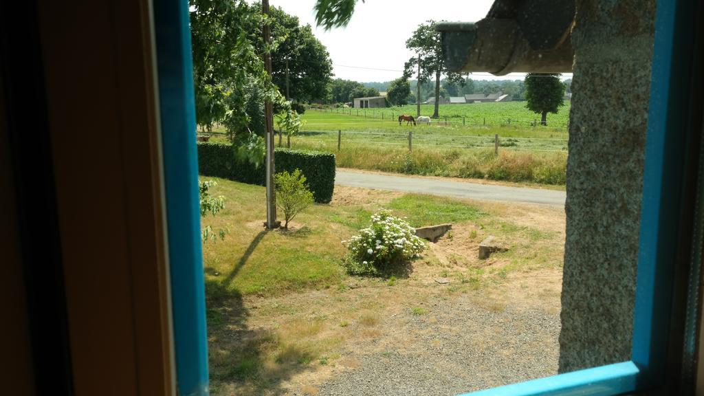 Sarl Verrerie Royale Val-Couesnon エクステリア 写真