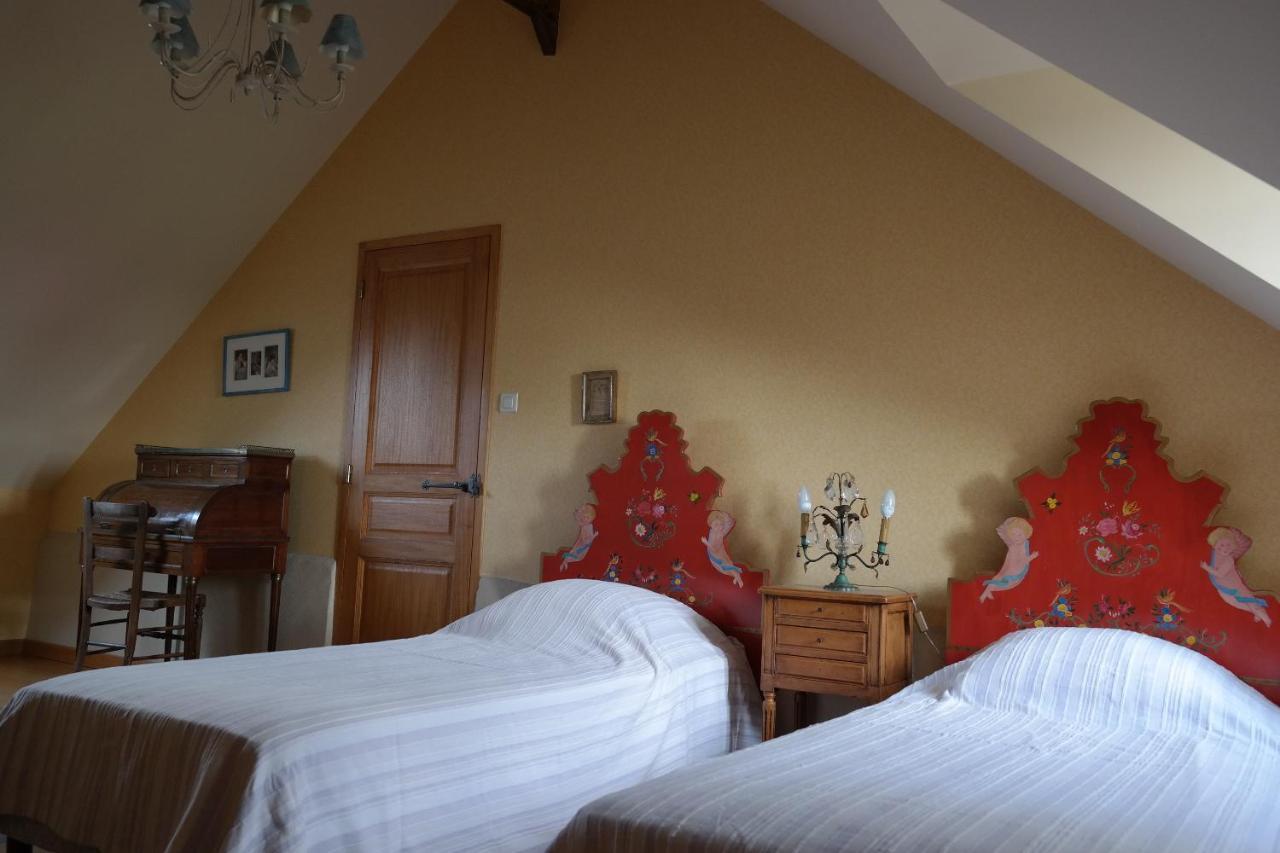 Sarl Verrerie Royale Val-Couesnon エクステリア 写真